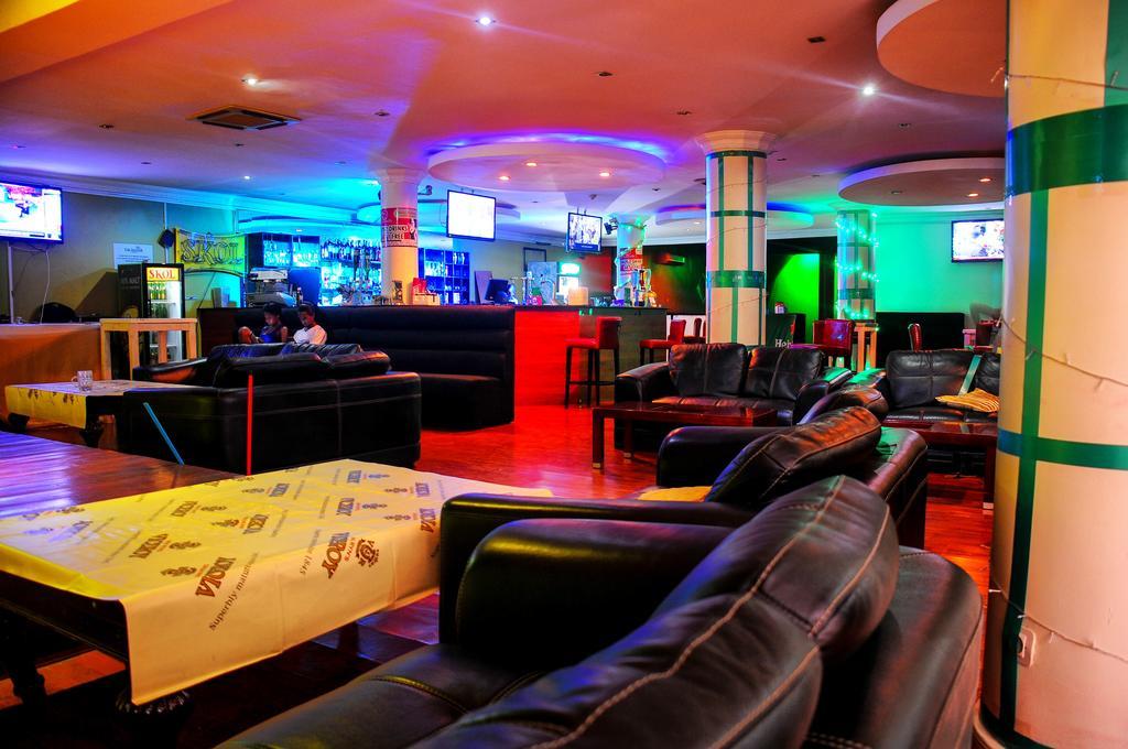The Manor Hotel Kigali Bagian luar foto